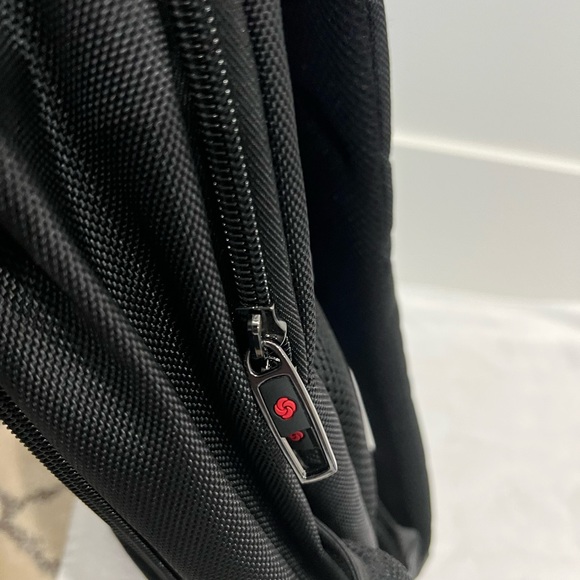 Samsonite backpack - Picture 9 of 14